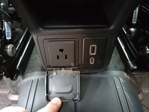 New 2026 Chevrolet TrailBlazer RS w/ Convenience Package image 31