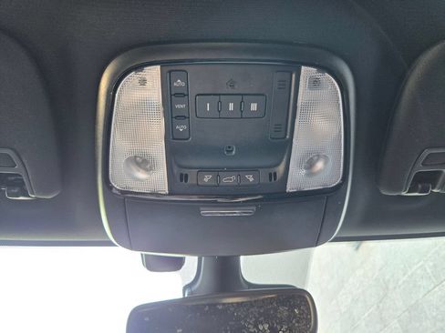 Used 2023 Dodge Durango GT AWD/4WD image 21