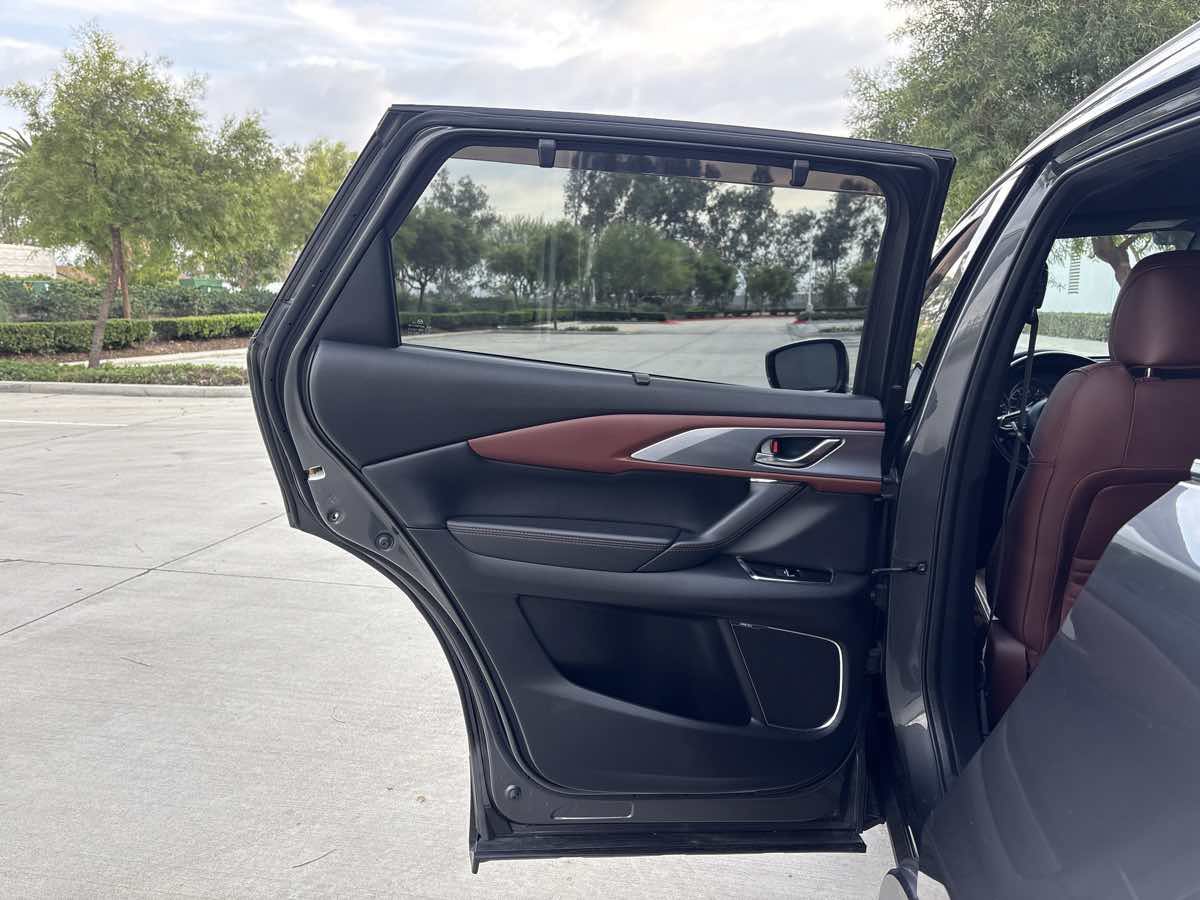Used 2018 MAZDA CX-9 Signature AWD/4WD image 11