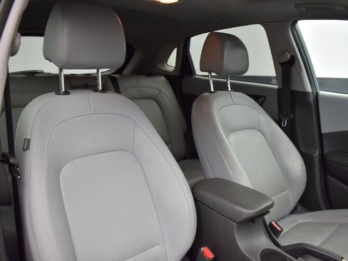 Used 2021 Hyundai Kona Ultimate w/ Cargo Package image 16