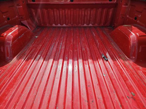 Used 2022 Chevrolet Silverado 1500 Custom image 30