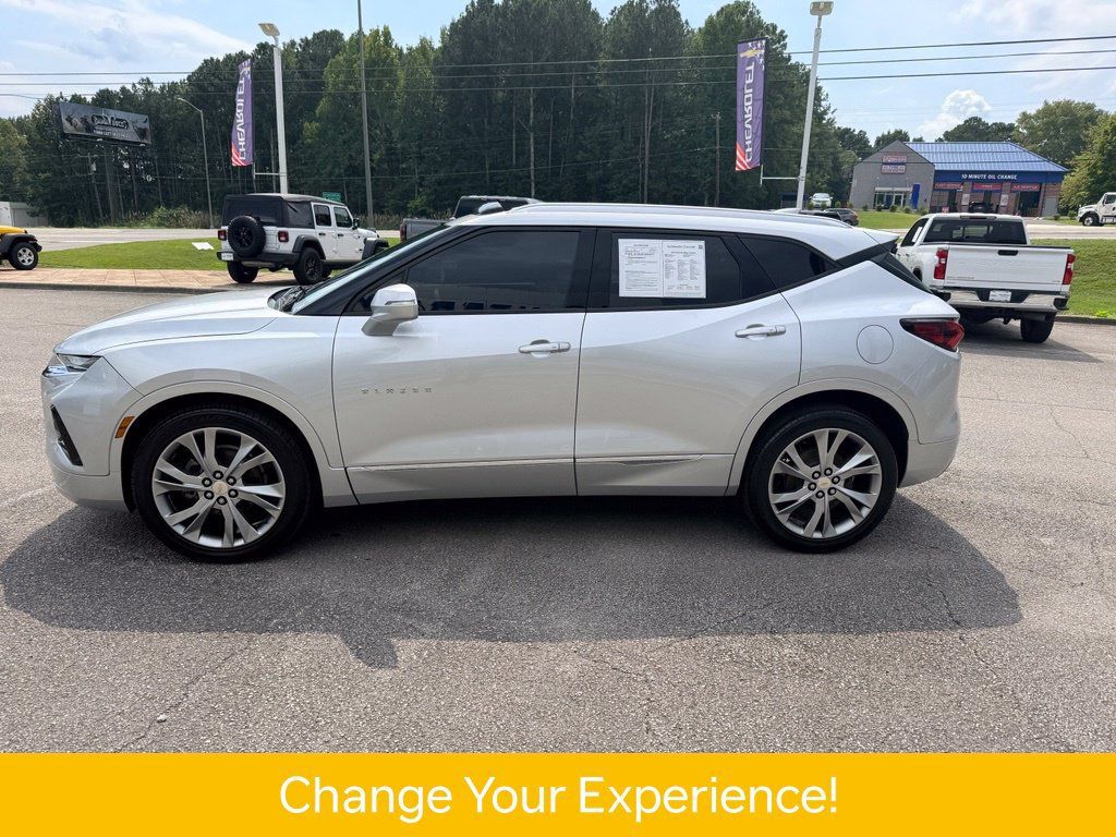 Used 2019 Chevrolet Blazer Premier w/ Sun and Wheels Package AWD/4WD image 3