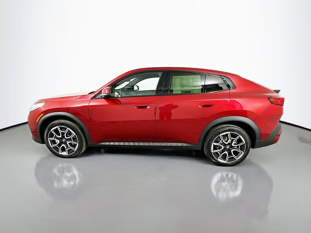 Used 2026 BMW X2 xDrive28i w/ Convenience Package AWD/4WD image 8