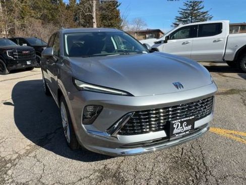 New 2026 Buick Envision Avenir image 2