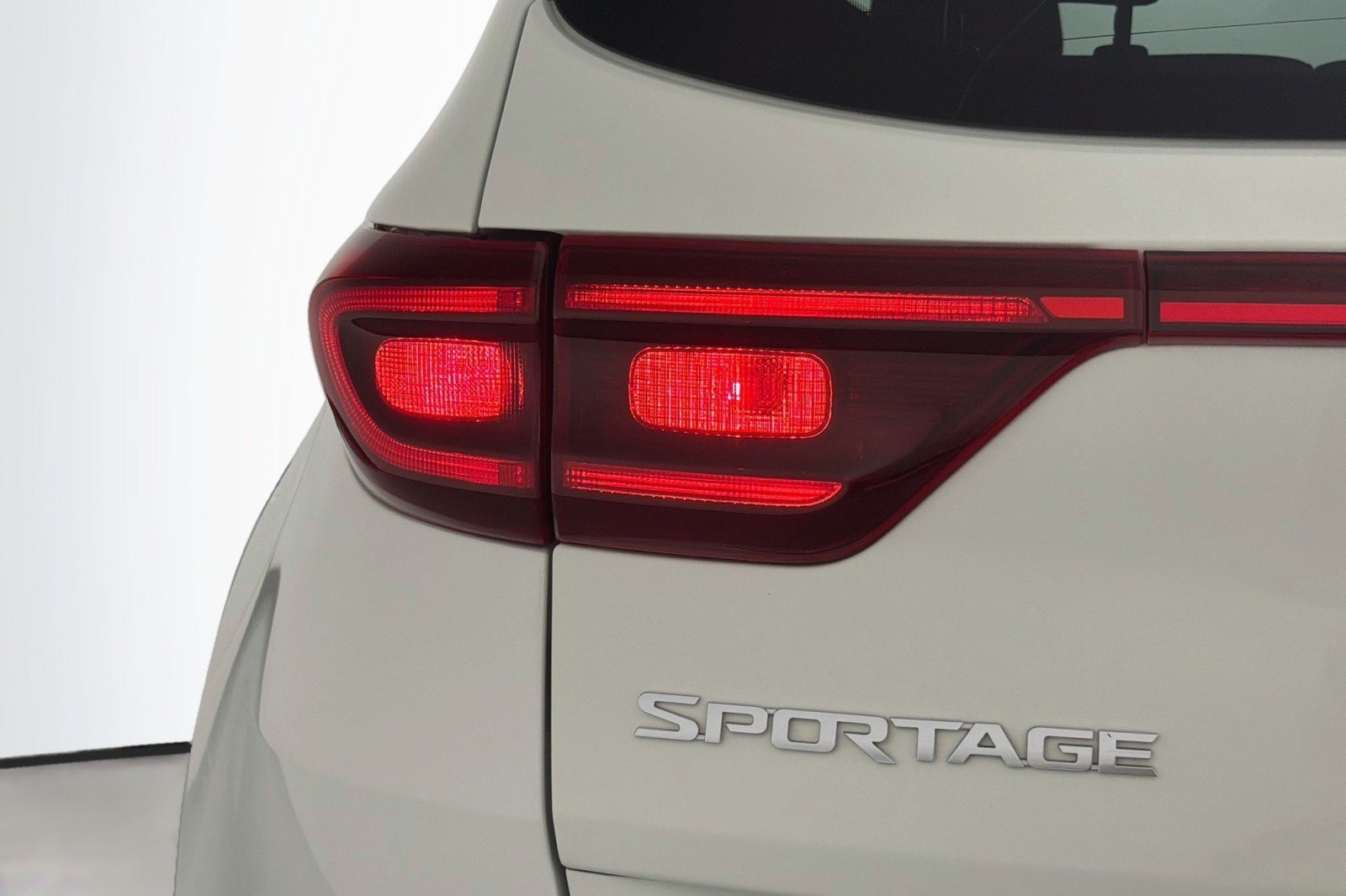 Used 2020 Kia Sportage LX FWD image 17