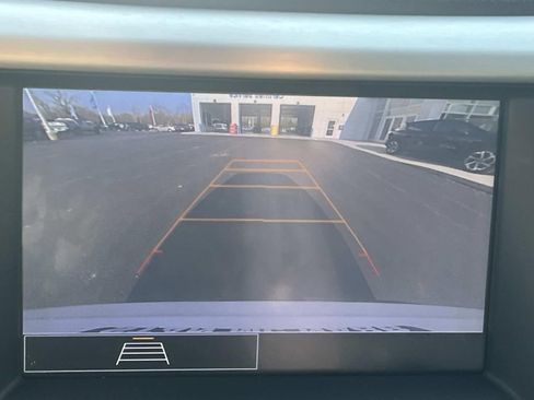 Used 2020 GMC Acadia SLE w/ Driver Convenience Package image 20