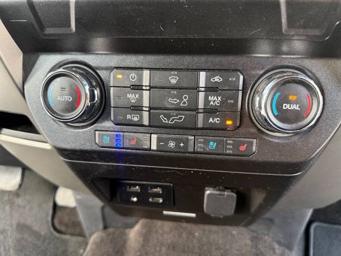 Used 2018 Ford F150 Lariat AWD/4WD image 36