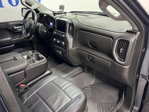 Used 2022 Chevrolet Silverado 1500 RST AWD/4WD image 11