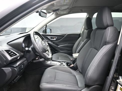 Used 2020 Subaru Forester Premium AWD/4WD image 11