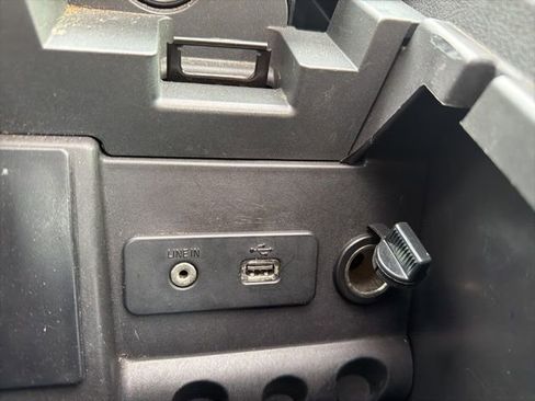 Used 2011 Ford Mustang Shelby GT500 w/ SVT Performance Pkg image 34