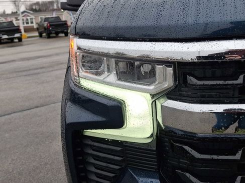 Used 2023 Chevrolet Silverado 1500 LT image 9