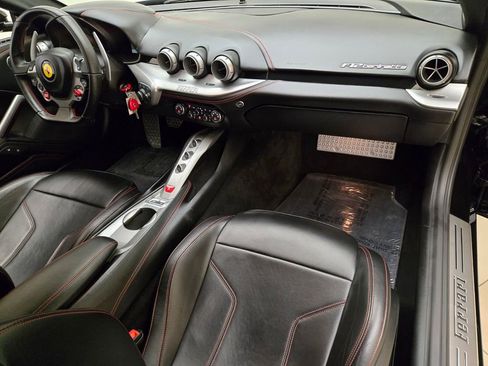 Used 2015 Ferrari F12 Berlinetta image 23
