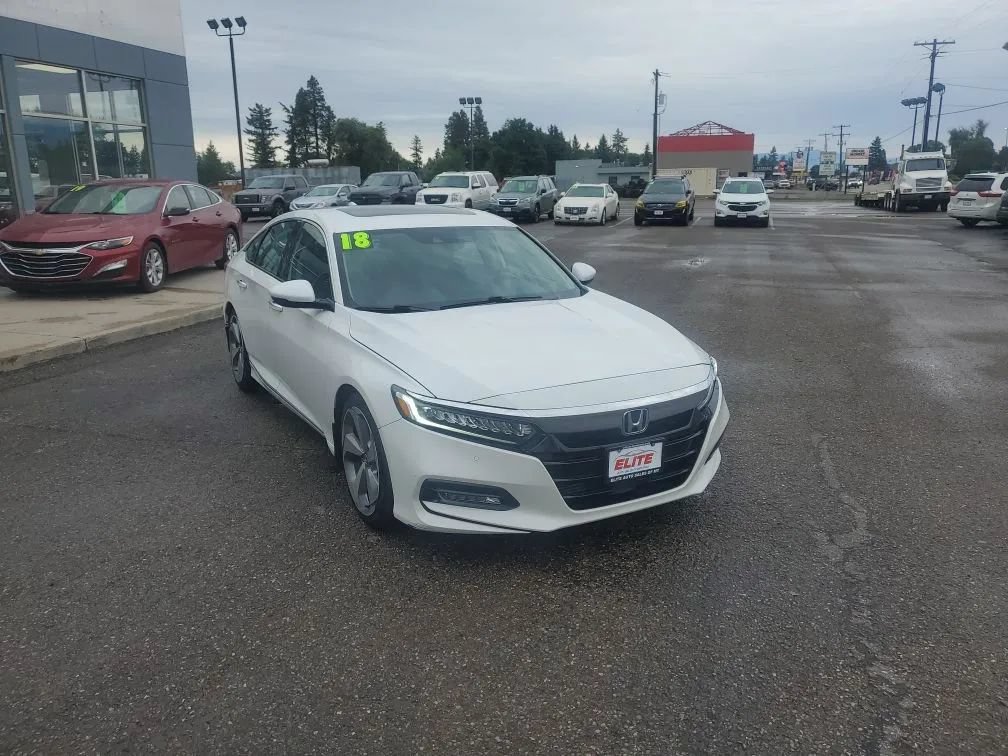 Used 2018 Honda Accord Touring image 4
