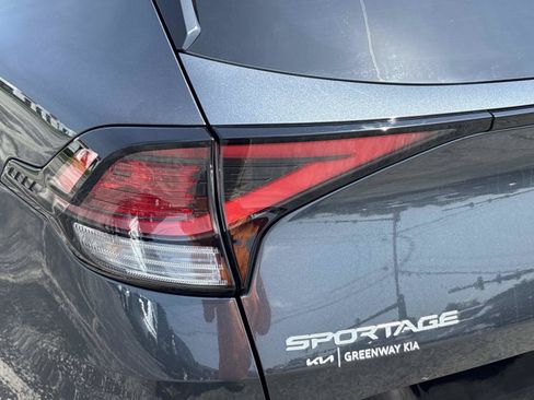 Used 2024 Kia Sportage SX FWD image 10