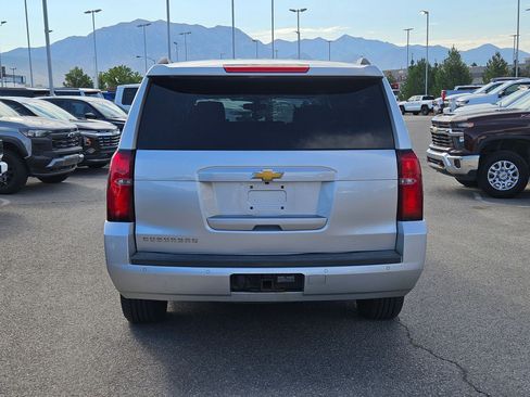 Used 2015 Chevrolet Suburban LS AWD/4WD image 4