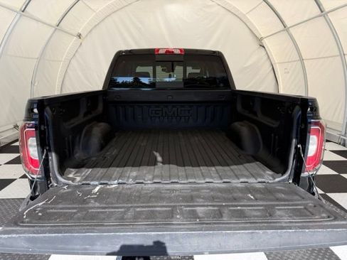 Used 2018 GMC Sierra 1500 SLT AWD/4WD image 4