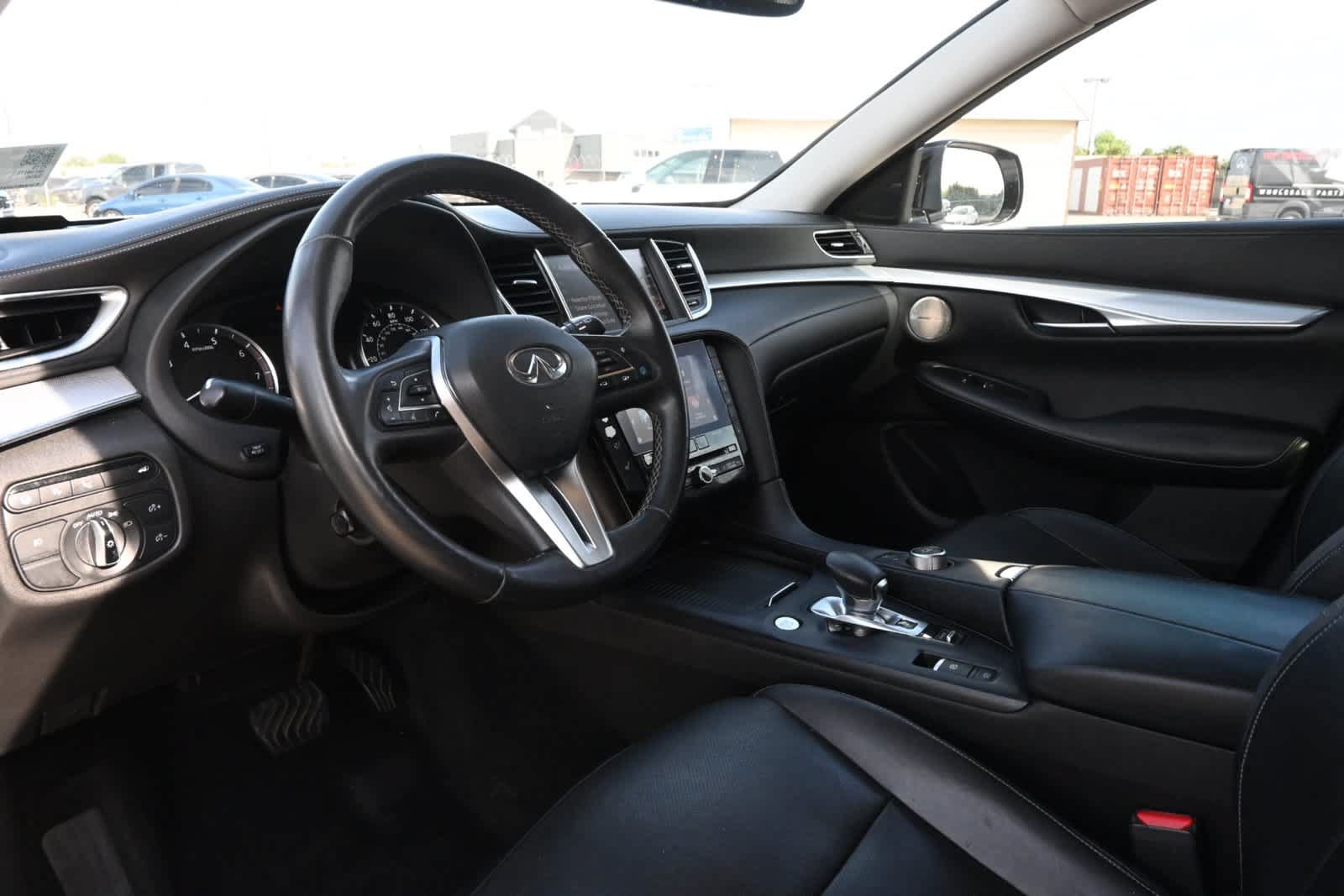 Used 2019 INFINITI QX50 Essential w/ Proactive Package FWD image 16