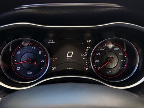 Used 2016 Dodge Charger R/T RWD image 12