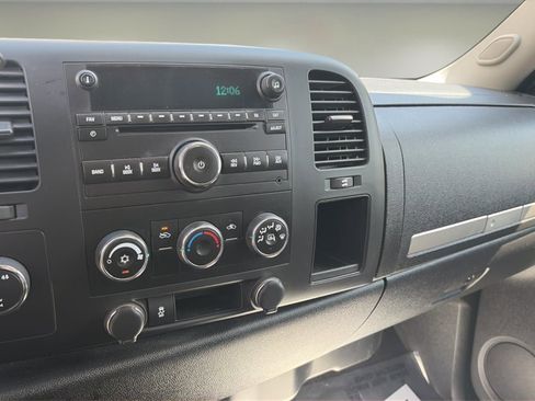 Used 2012 Chevrolet Silverado 2500 LT w/ Snow Plow Prep Package image 11