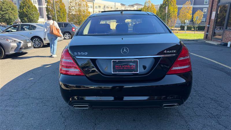 Used 2011 Mercedes-Benz S 550 4MATIC w/ Sport & Premium Pkgs image 15