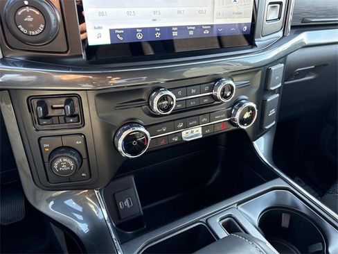 Certified 2023 Ford F150 XLT image 31