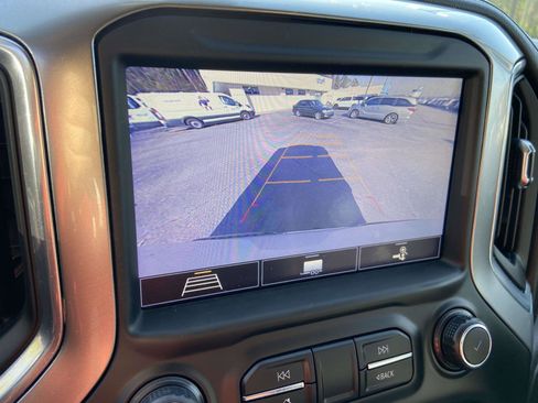 Used 2020 Chevrolet Silverado 1500 LTZ image 24