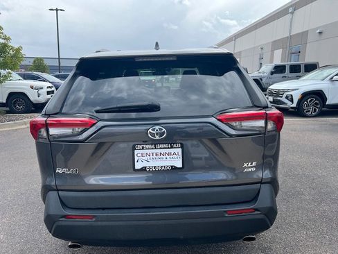 Used 2021 Toyota RAV4 XLE Premium AWD/4WD image 5