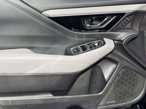 Used 2023 Subaru Outback Limited image 14