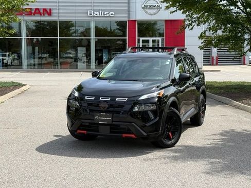 Certified 2026 Nissan Rogue SV AWD/4WD image 2