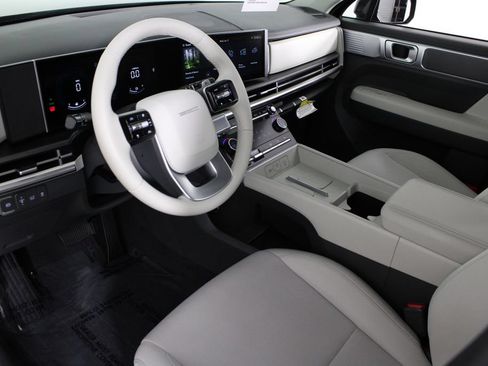 Certified 2026 Hyundai Santa Fe SE FWD image 20
