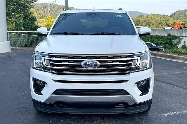 Certified 2019 Ford Expedition XLT w/ Equipment Group 202A AWD/4WD image 3