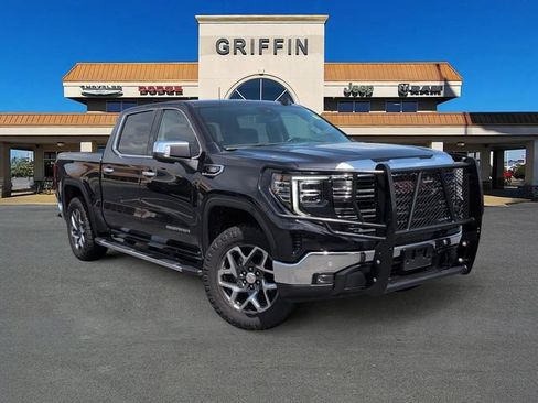 Used 2023 GMC Sierra 1500 SLT w/ SLT Premium Plus Package AWD/4WD image 1