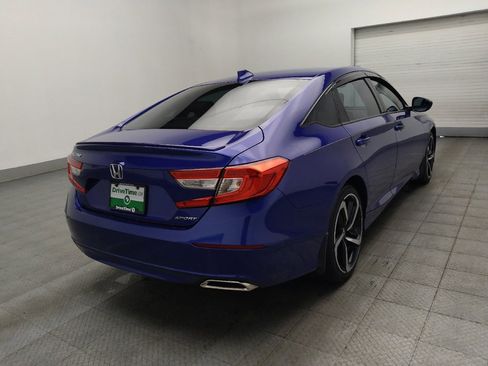 Used 2018 Honda Accord Sport image 9