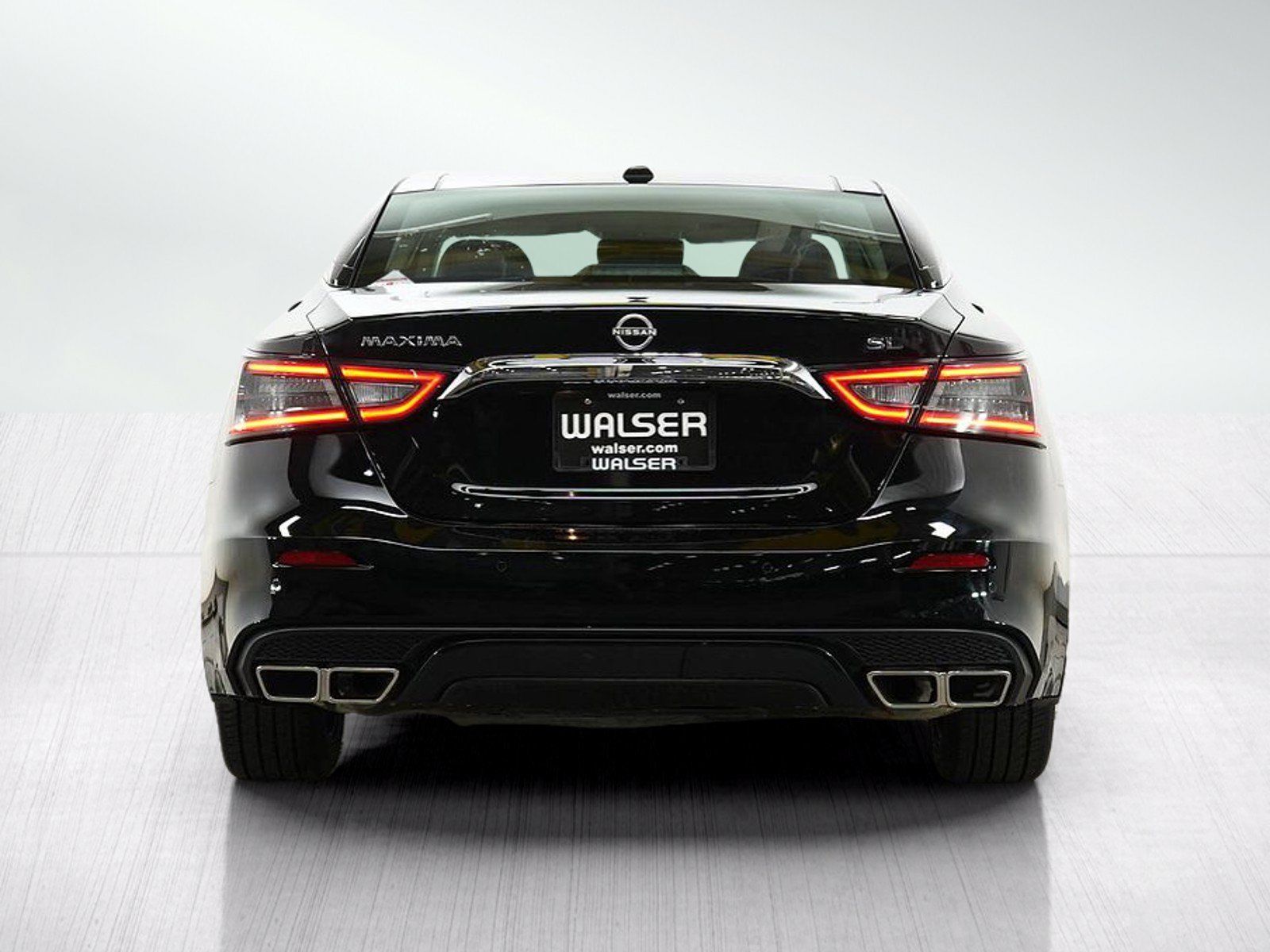 Used 2023 Nissan Maxima SL FWD image 4