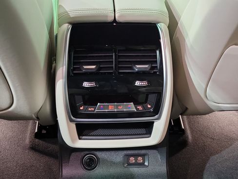 New 2027 BMW X7 M60i AWD/4WD image 12
