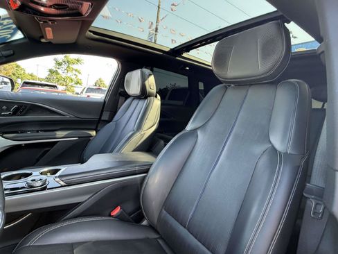 Used 2024 Cadillac Lyriq Luxury RWD image 12