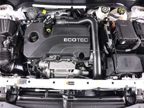 Used 2022 Chevrolet Equinox LT image 41