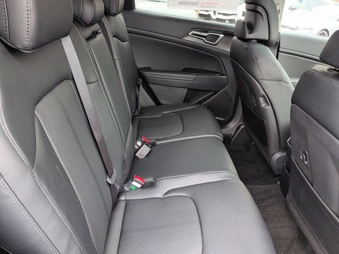 New 2026 Kia Sportage EX image 8