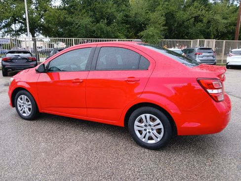 Used 2018 Chevrolet Sonic LS FWD image 7