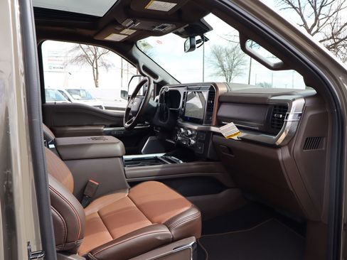 New 2026 Ford F250 King Ranch w/ Chrome Package image 29