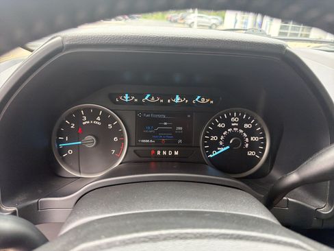 Used 2018 Ford F150 XLT w/ Equipment Group 302A Luxury AWD/4WD image 34