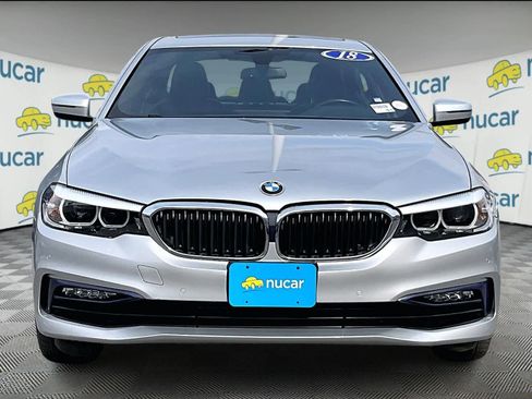 Used 2018 BMW 530i xDrive w/ Premium Package image 2
