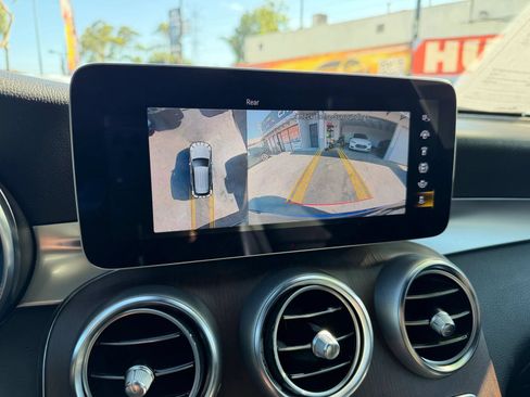 Used 2020 Mercedes-Benz GLC 350e 4MATIC image 16