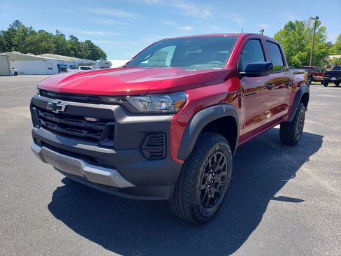 New 2026 Chevrolet Colorado Trail Boss AWD/4WD image 2
