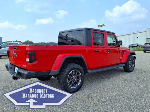 Used 2022 Jeep Gladiator Overland w/ Cold Weather Group image 4