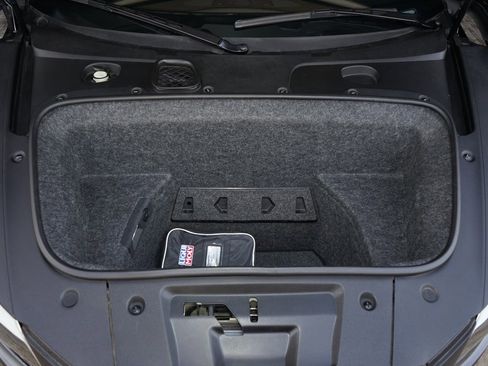 Used 2011 Audi R8 V10 image 26