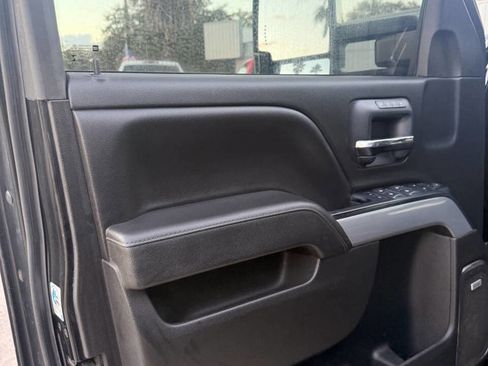 Used 2017 Chevrolet Silverado 2500 LTZ image 11