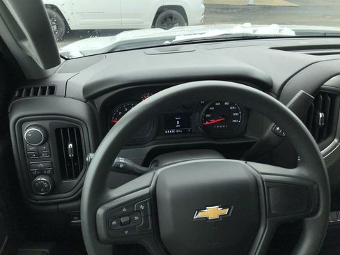 Used 2026 Chevrolet Silverado 1500 Custom image 18