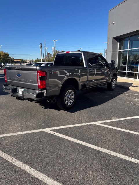 Certified 2023 Ford F250 Lariat w/ Lariat Ultimate Package AWD/4WD image 3