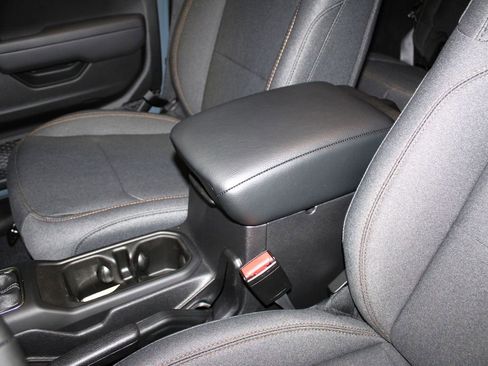 New 2026 Jeep Wrangler Sport S image 21